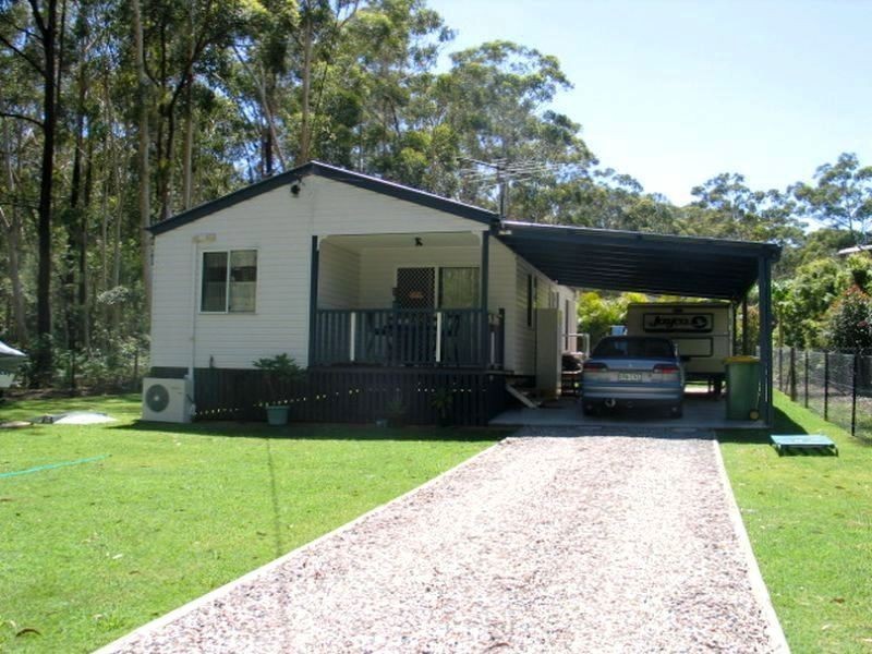 27 Toolona Avenue, Russell Island QLD 4184