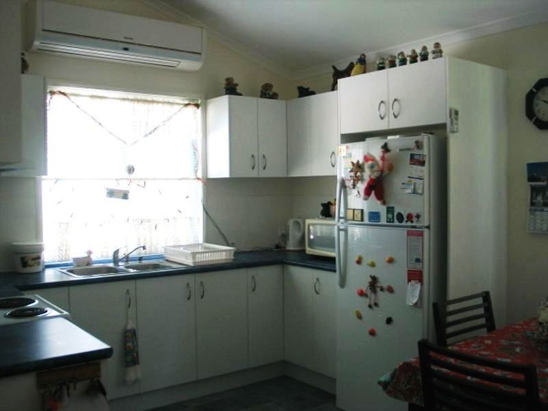 27 Toolona Avenue, Russell Island QLD 4184