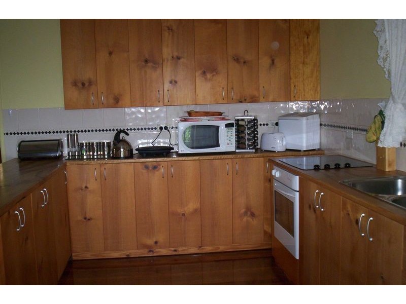 12 Shelly Crescent, Lamb Island QLD 4184