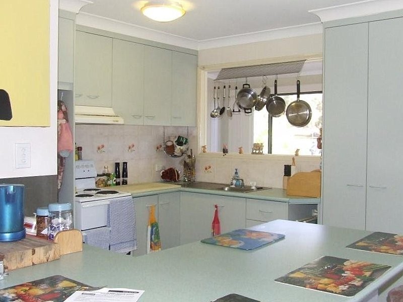 2 Rossi Avenue, Russell Island QLD 4184