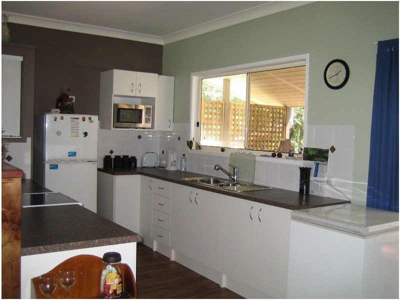 24 Coolabah Street, Russell Island QLD 4184