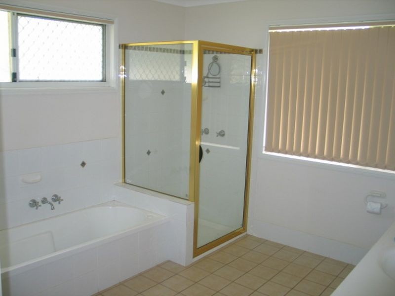 117 High Street, Russell Island QLD 4184