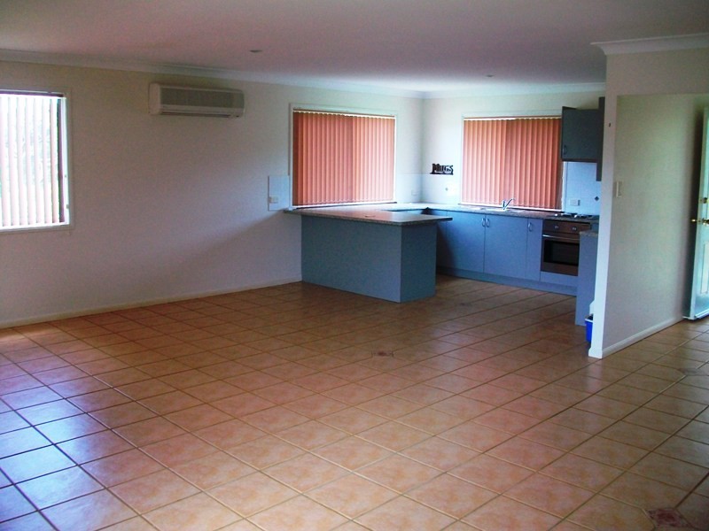 117 High Street, Russell Island QLD 4184