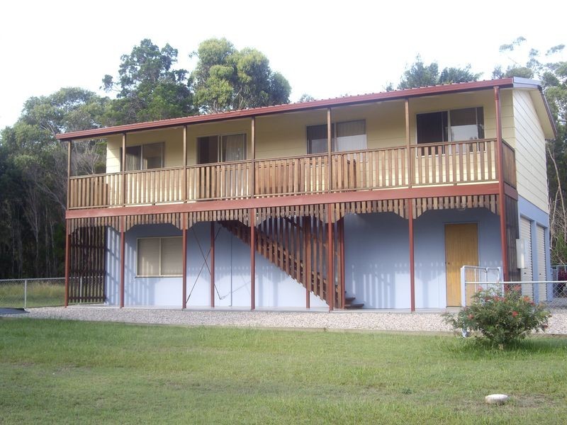 162 High Central, Macleay Island QLD 4184