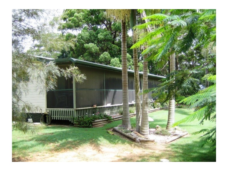 4-6 Leilani Avenue, Russell Island QLD 4184