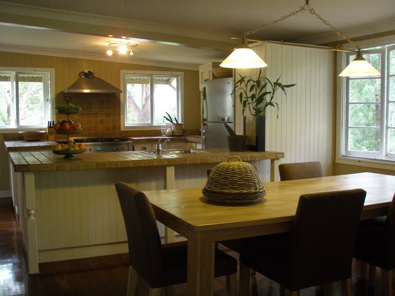 2-4 Pia St, Russell Island QLD 4184