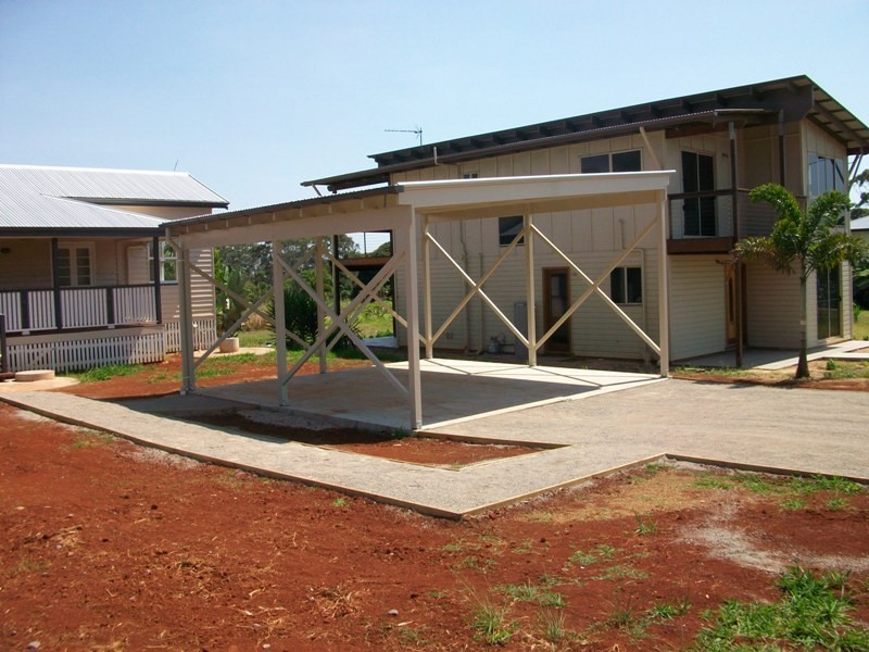 1 Willes St, Russell Island QLD 4184