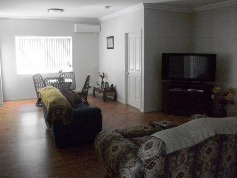 19 Pia Street, Russell Island QLD 4184