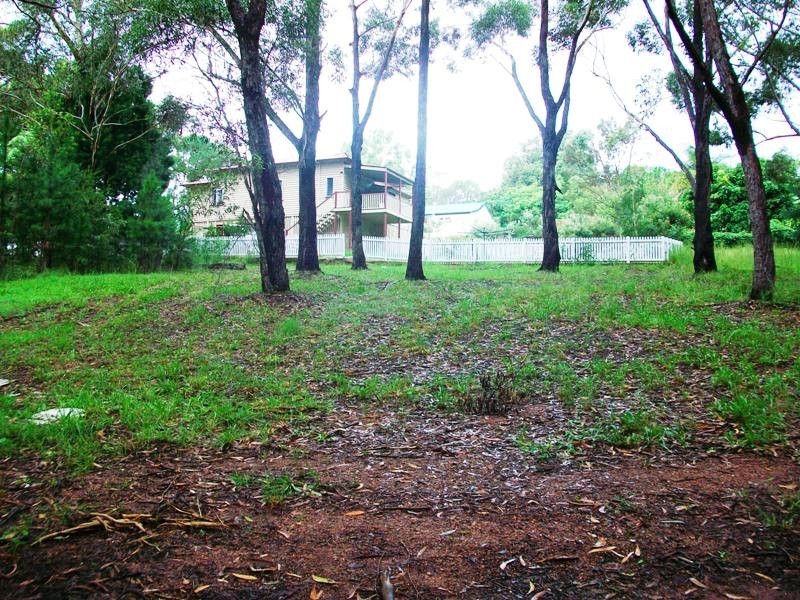 39 Borrows Street, Russell Island QLD 4184