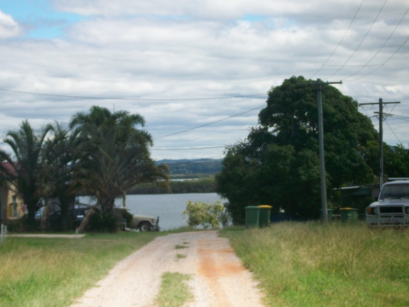 9 Panorama Av, Russell Island QLD 4184