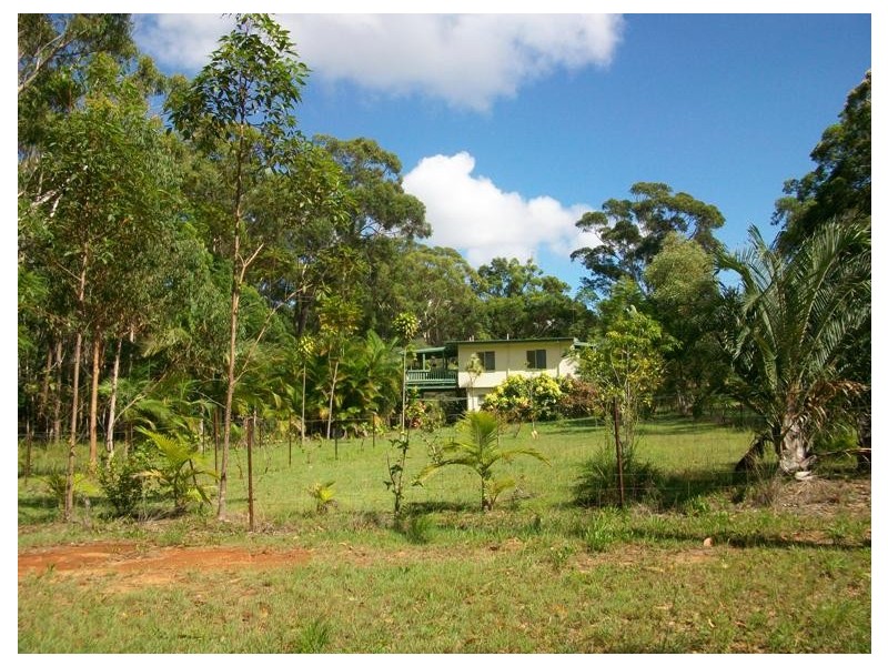 24 Forest Hill Road, Russell Island QLD 4184