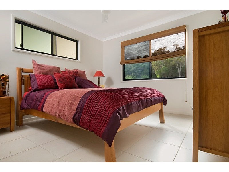 28 Pharlap Street, Russell Island QLD 4184
