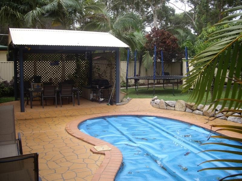 15 Kalara Street, Macleay Island QLD 4184