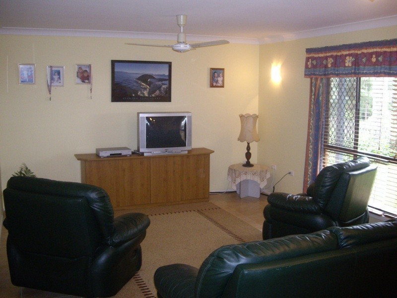 15 Kalara Street, Macleay Island QLD 4184