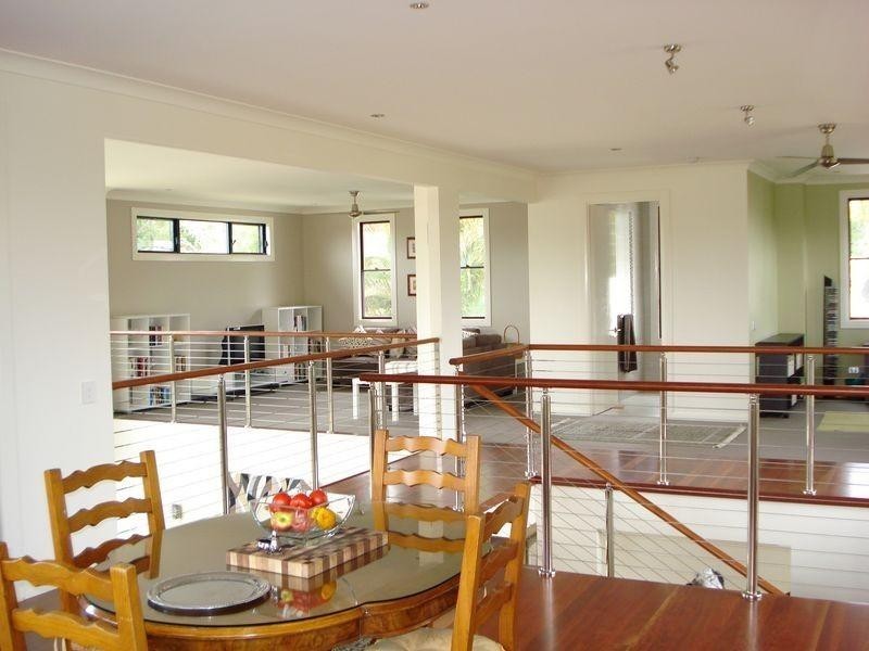 2 June Parade, Lamb Island QLD 4184