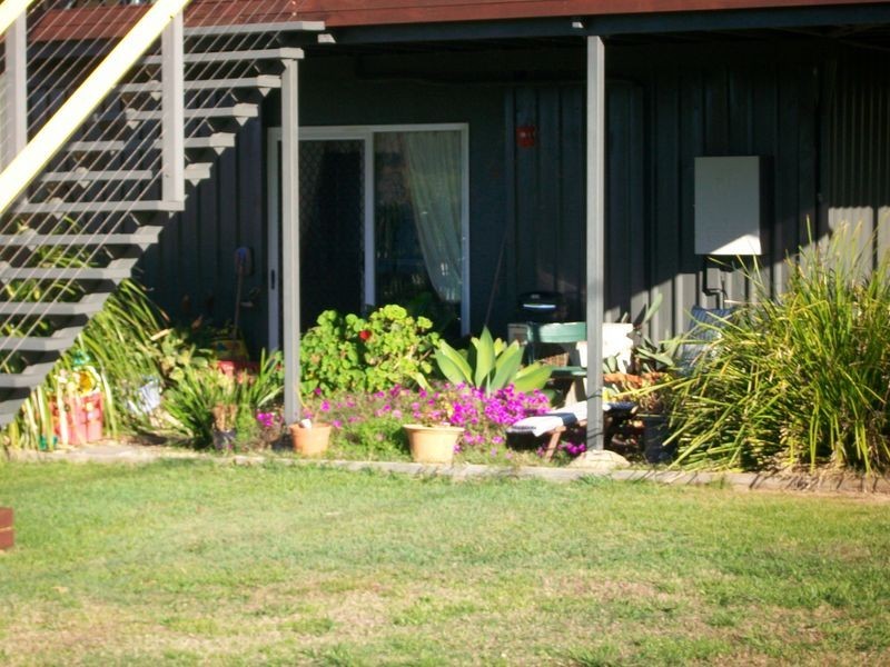 37 – 39 Wilma Cresent, Russell Island QLD 4184