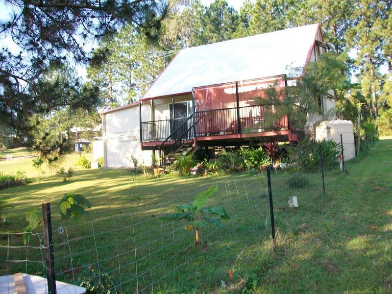 13 Baguette Street, Russell Island QLD 4184