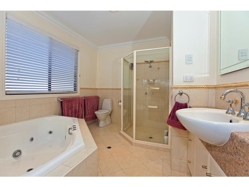 49 Wahine Drive, Russell Island QLD 4184