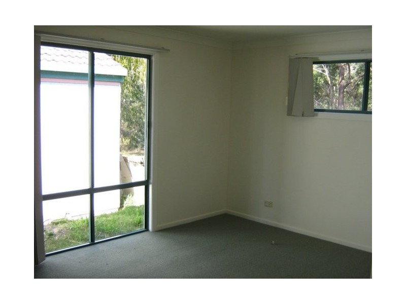 3 Mallee St, Russell Island QLD 4184