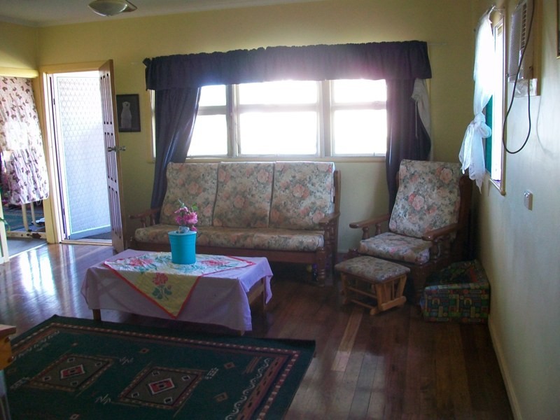 95 High Street, Russell Island QLD 4184