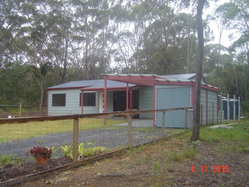 13 Boronia Ave, Russell Island QLD 4184