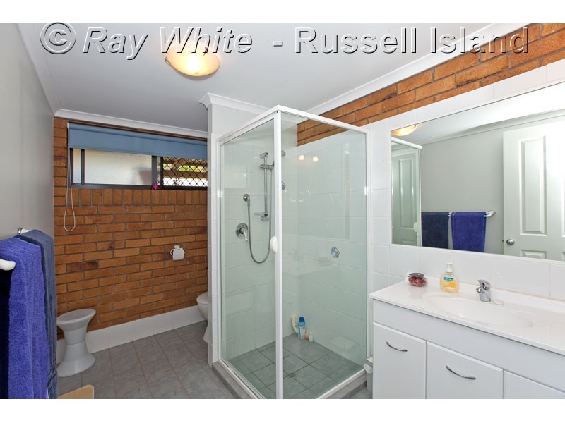7 Alice Street, Russell Island QLD 4184