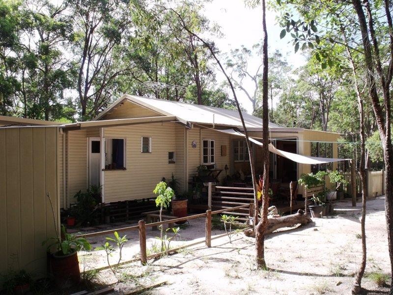 14 Cook Avenue, Russell Island QLD 4184