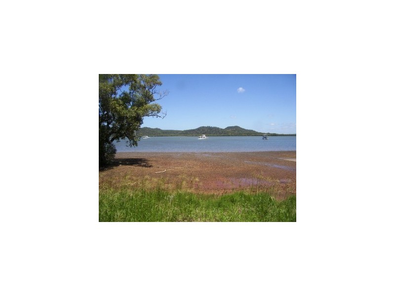 32 Emerson Street, Russell Island QLD 4184