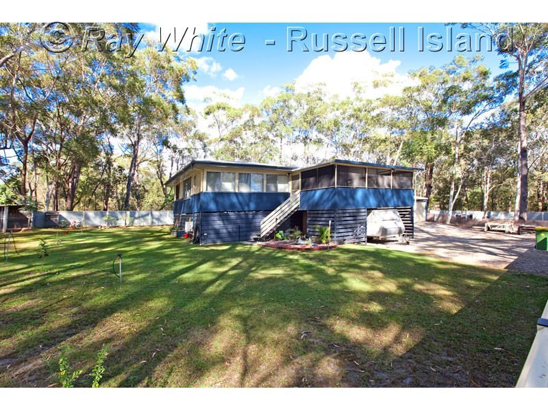 4 Woomera Street, Russell Island QLD 4184