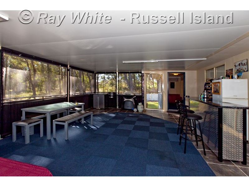 4 Woomera Street, Russell Island QLD 4184