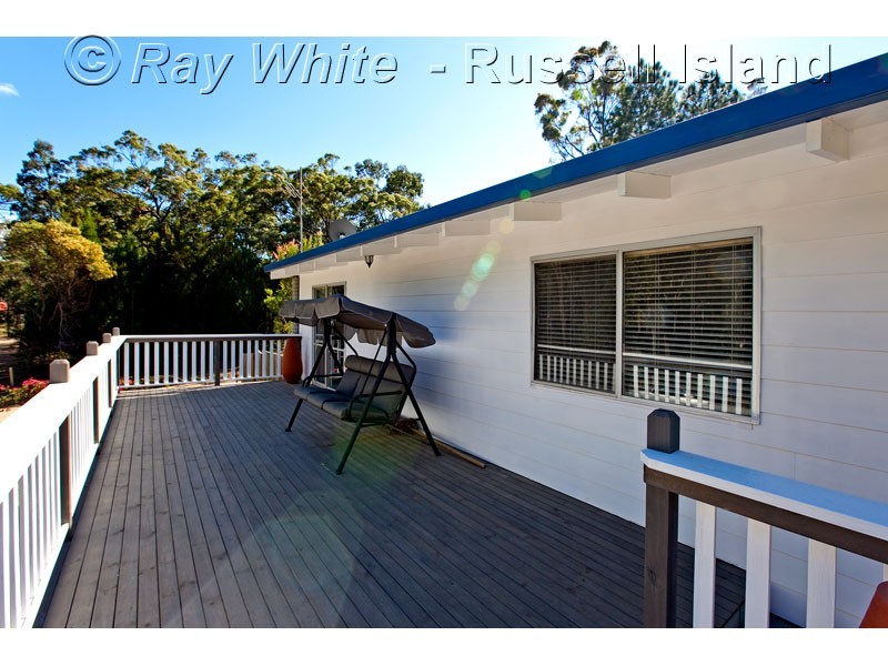 25 Borrows Street, Russell Island QLD 4184