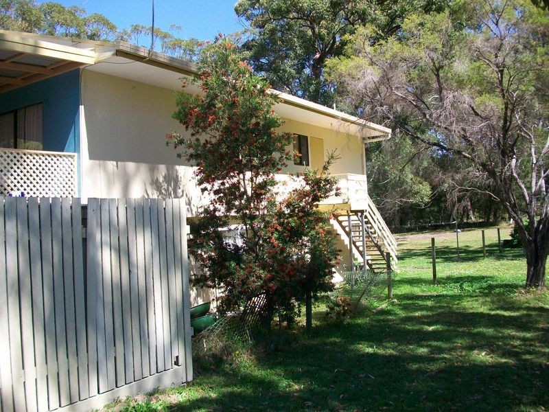 20 Jasper Street, Russell Island QLD 4184