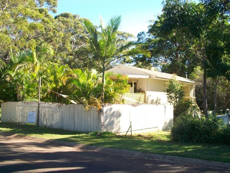 20 Jasper Street, Russell Island QLD 4184