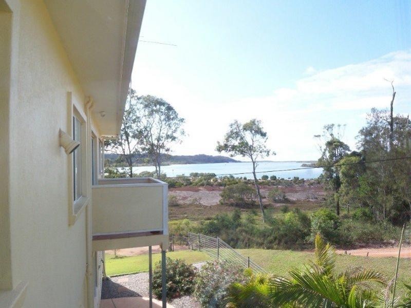 76 Crescent Dr, Russell Island QLD 4184