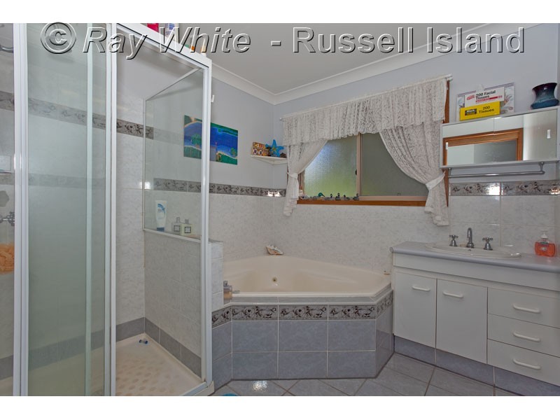 Russell Island QLD 4184