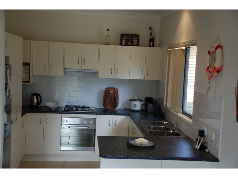 3 Short Street, Russell Island QLD 4184