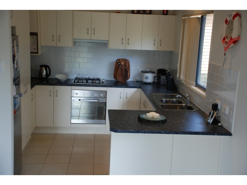 3 Short Street, Russell Island QLD 4184