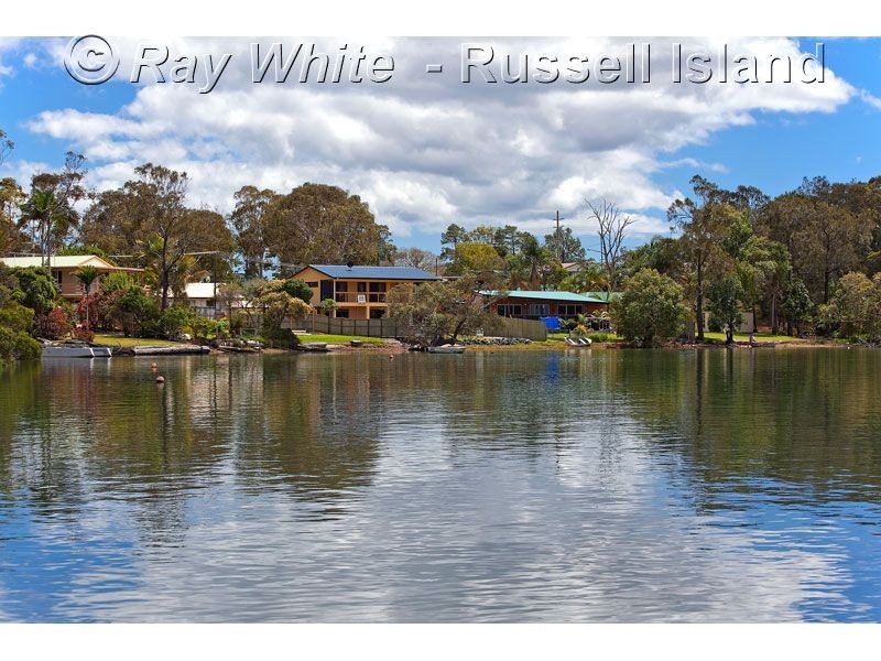 28 Oasis Drive, Russell Island QLD 4184