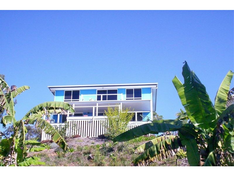 27 Bay Drive, Russell Island QLD 4184