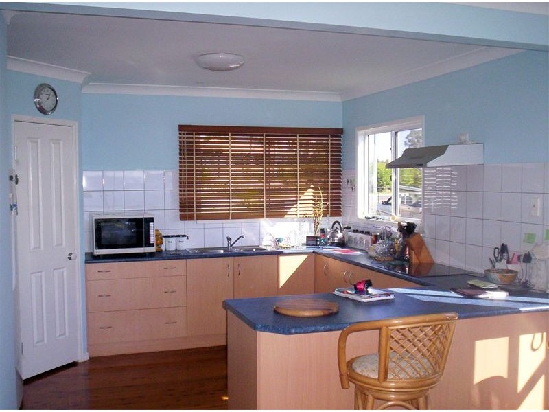 27 Bay Drive, Russell Island QLD 4184