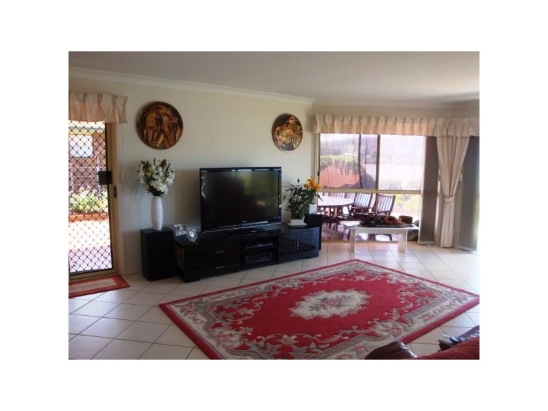 86 Canaipa Point Drive, Russell Island QLD 4184