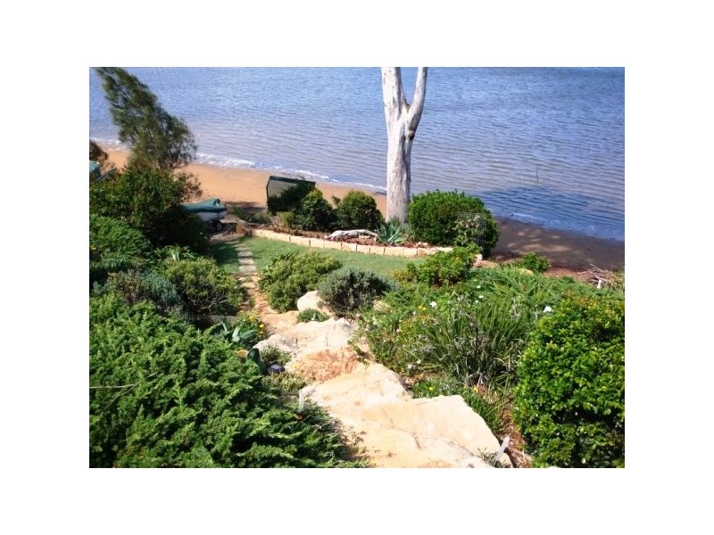 86 Canaipa Point Drive, Russell Island QLD 4184