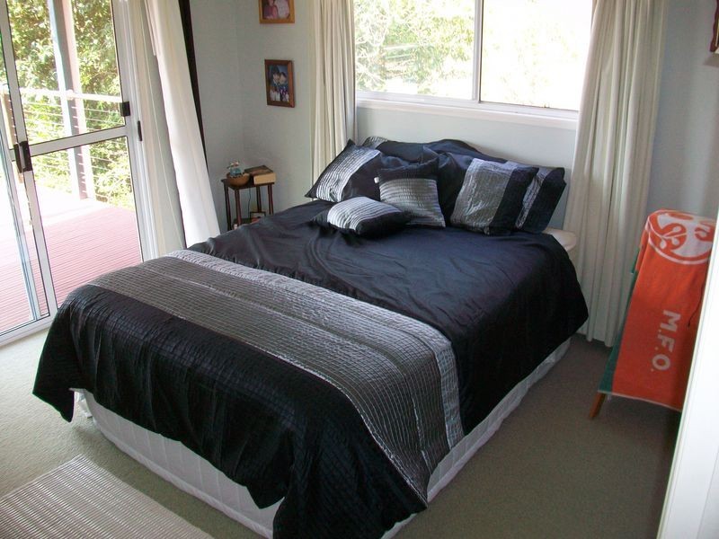 68 Bay Drive, Russell Island QLD 4184