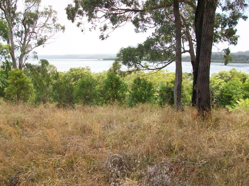 17 Bay Drive, Russell Island QLD 4184