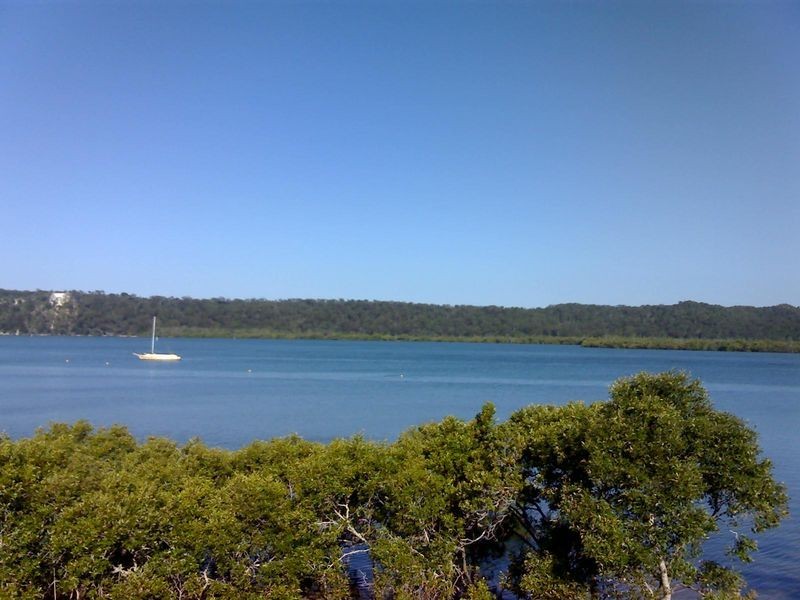 48 Canaipa Pt Dr, Russell Island QLD 4184