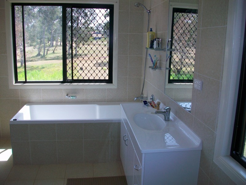 8 Phoenix Street, Russell Island QLD 4184