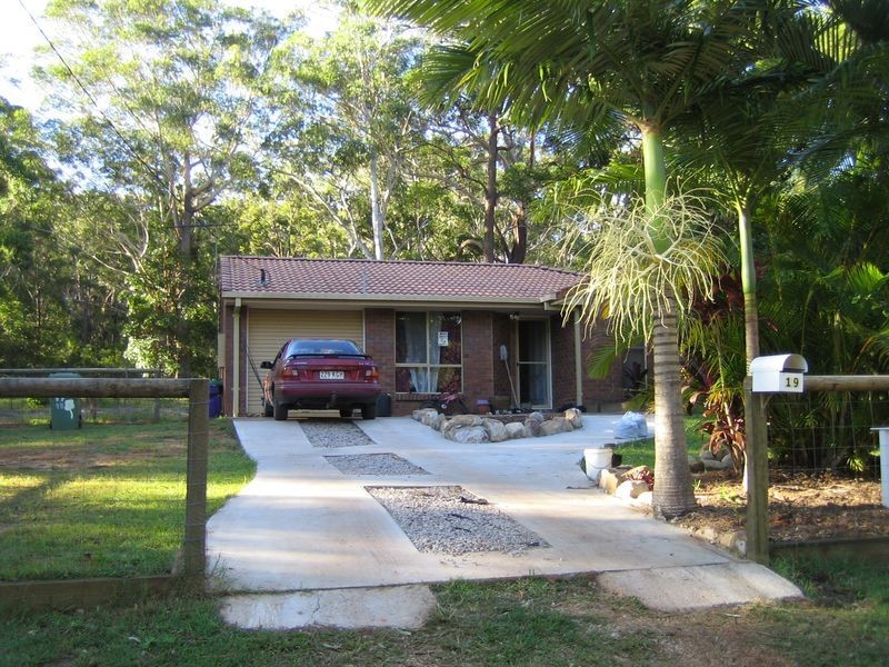 19 Rumbin Street, Russell Island QLD 4184