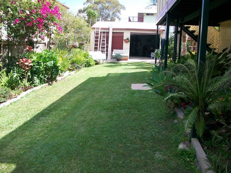 8 Mawarra Street, Macleay Island QLD 4184