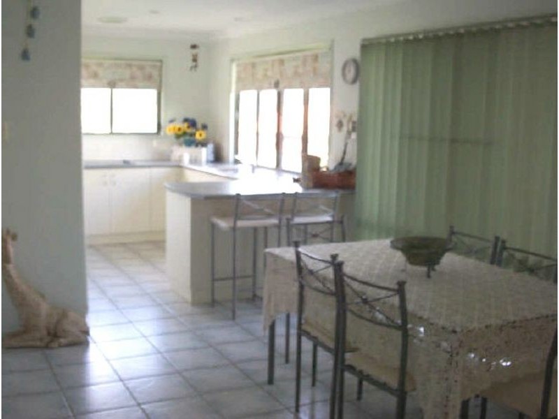 4 Emerson Street, Russell Island QLD 4184