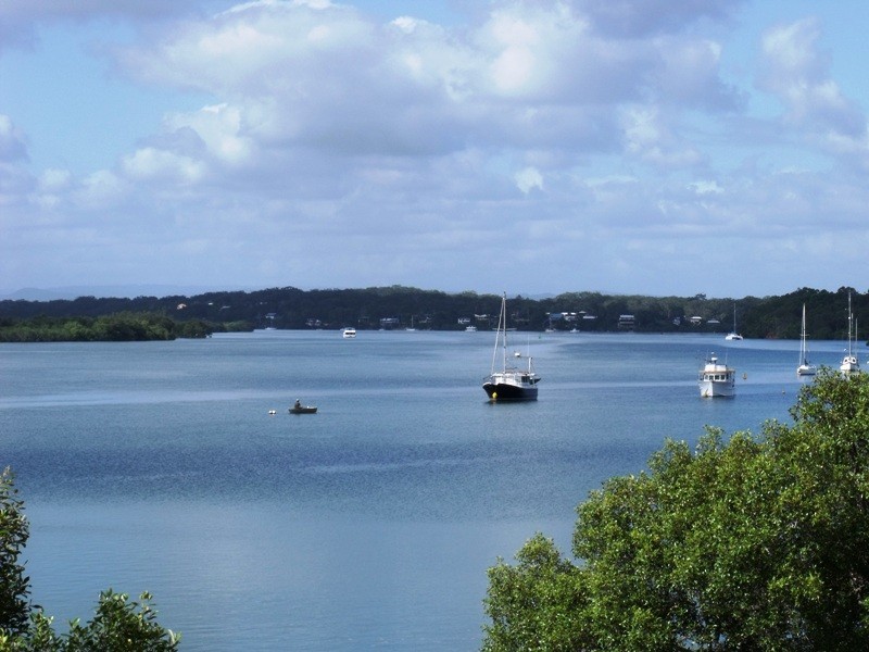 136 Canaipa Point Drive, Russell Island QLD 4184